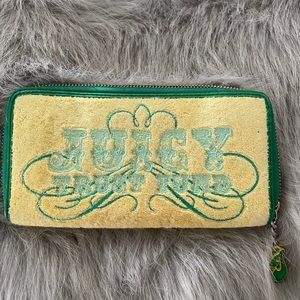 Juicy Couture City Girl wallet
